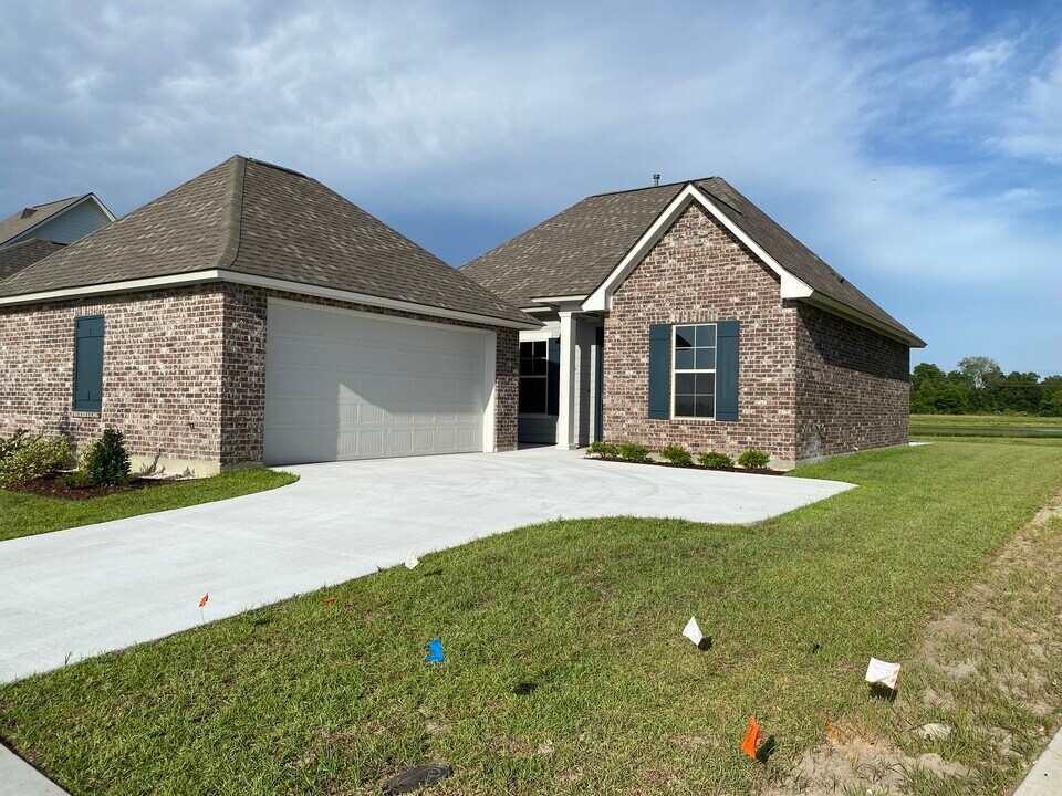 3492 Waterbury Ave in Baton Rouge, LA - Building Photo