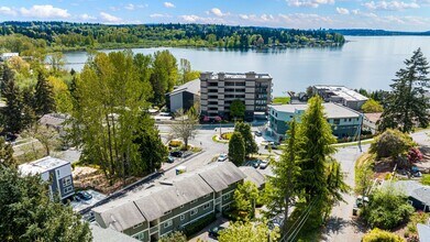 Bayshore Vista Apartments in Kirkland, WA - Foto de edificio - Building Photo