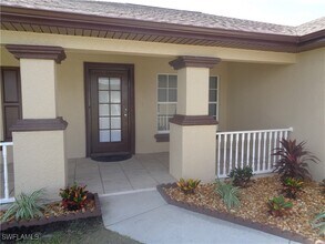 3819 21st St W in Lehigh Acres, FL - Building Photo - Building Photo