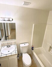 15741 Sago Rd in Apple Valley, CA - Building Photo - Building Photo