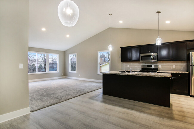 13870 Westwood Ln in Holland, MI - Building Photo - Building Photo