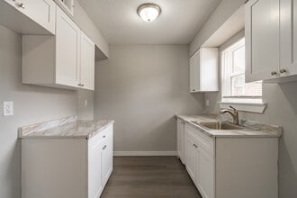 Camelot Manor in Memphis, TN - Building Photo - Interior Photo
