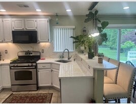 14 Knollwood St in Piscataway, NJ - Building Photo