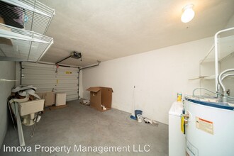 3817 Country Club Blvd-Unit -#2 in Cape Coral, FL - Building Photo - Building Photo