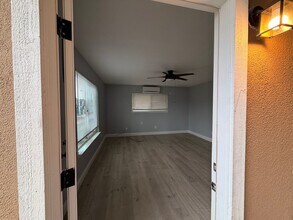 7812 Sayonara Dr in Citrus Heights, CA - Building Photo - Building Photo