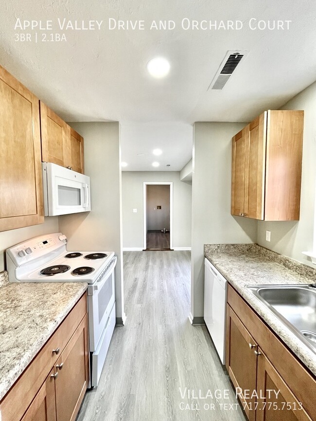 910 Apple Valley Dr in Red Lion, PA - Building Photo - Building Photo