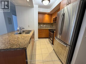 1724-1500 DORIS Ave in Toronto, ON - Building Photo - Building Photo