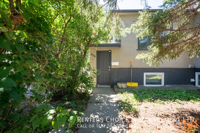 property at 306-3067 7 Ave S