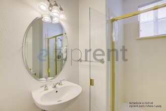 50 Buena Vista Rd in South San Francisco, CA - Foto de edificio - Building Photo