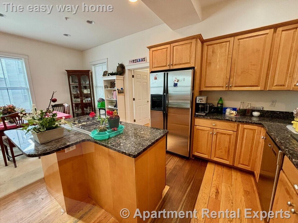 39 Inman St, Unit 2 in Cambridge, MA - Building Photo