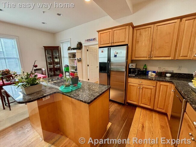 39 Inman St, Unit 2