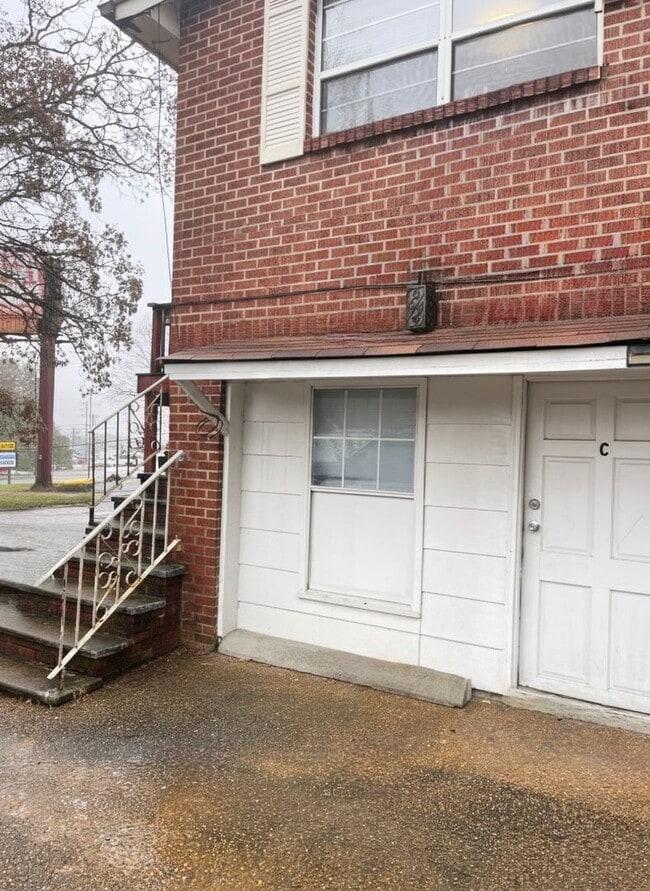 1016 Greens Lake Rd, Unit 623 in East Ridge, TN - Building Photo - Building Photo