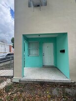 1838 NW 1st Pl, Unit 2 in Miami, FL - Building Photo