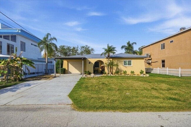 property at 7527 Hatteras Dr