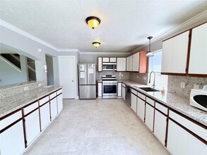 1623 Stonehaven Village Cir in Spring, TX - Building Photo - Building Photo