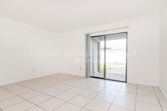 5537 Decatur St in Orlando, FL - Building Photo - Building Photo