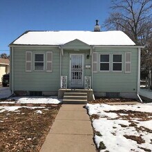 3024 S Delaware St in Englewood, CO - Building Photo - Building Photo