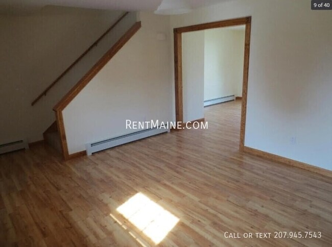 208 Western Ave in Hampden, ME - Building Photo - Building Photo