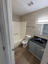 520-26 E 18th St in Carroll, IA - Building Photo - Building Photo