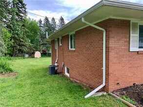 20 Pine Hill Dr in Pittsford, NY - Building Photo - Building Photo