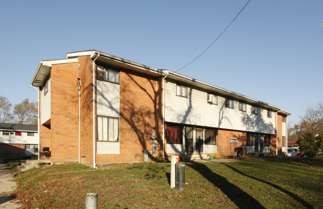 Hollow Creek in Ypsilanti, MI - Building Photo - Building Photo