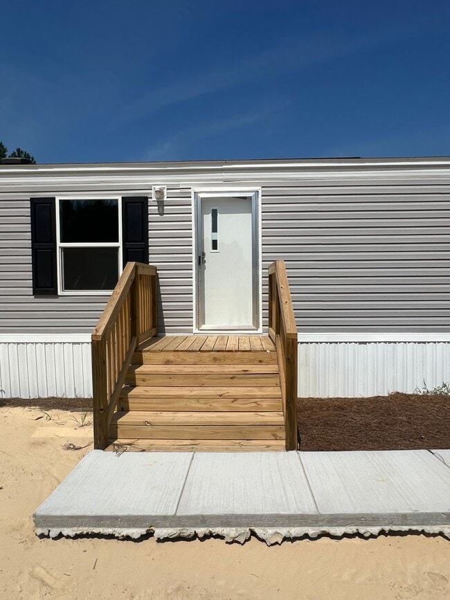 1008 Evergreen Dr in Galivants Ferry, SC - Building Photo - Building Photo