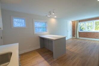 3143 S Halsted St in Chicago, IL - Building Photo - Building Photo