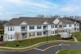 Chelsea Square in Morganville, NJ - Foto de edificio - Building Photo