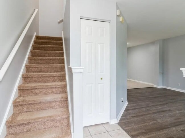 24528 John Adams Dr in Plainfield, IL - Building Photo - Building Photo