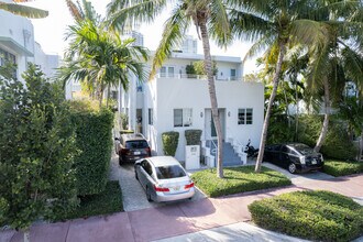 310-312 Jefferson Ave in Miami Beach, FL - Building Photo - Building Photo