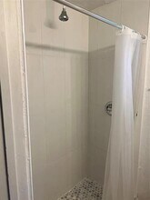 4006 Heatherbrook Dr in Houston, TX - Building Photo - Building Photo
