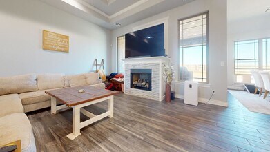 5592 Tadpole Dr in Elgin, OK - Building Photo - Building Photo