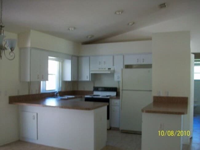 1471 E St James Loop in Inverness, FL - Building Photo - Building Photo