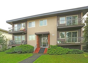 6700 Dow Av in Burnaby, BC - Building Photo