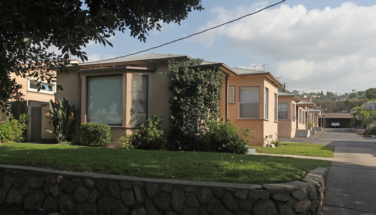 3214 Verdugo Rd in Los Angeles, CA - Building Photo