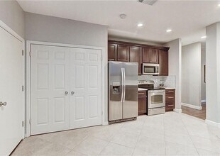 8914 Bridgewood Trail in Austin, TX - Building Photo - Building Photo
