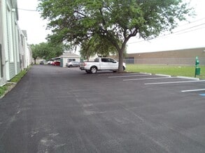 Southmore Park Apartments in Pasadena, TX - Building Photo - Building Photo