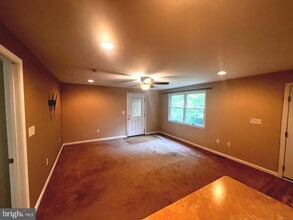 5115 Irving St in Saint Leonard, MD - Building Photo - Building Photo
