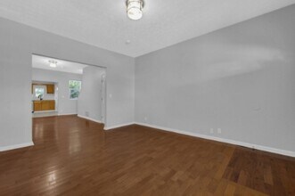 854 Scott St in Columbus, OH - Building Photo - Building Photo
