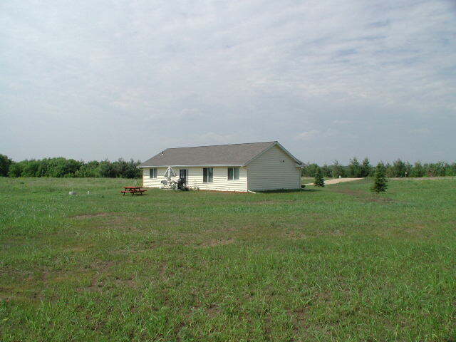 1319 216th Ave in New Richmond, WI - Building Photo - Building Photo