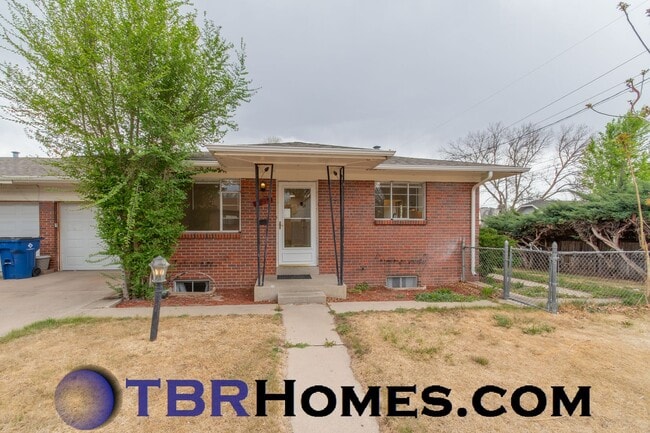 property at 6895 W 46th Pl