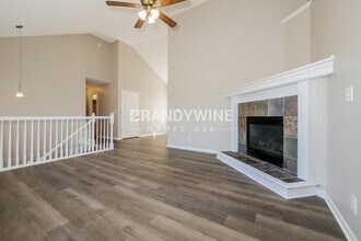 809 Canter St in Raymore, MO - Building Photo - Building Photo