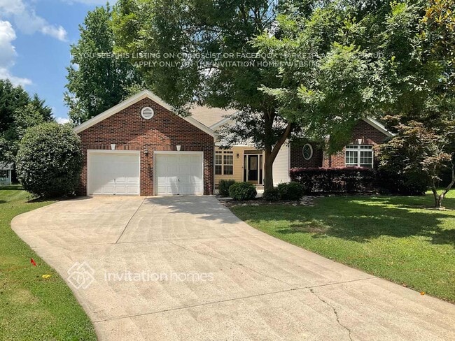 17032 Stinson Ave in Huntersville, NC - Building Photo - Building Photo