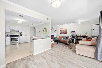 16743 Paxton Ave in Tinley Park, IL - Building Photo - Building Photo