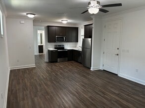 115 Alley Ln in Niceville, FL - Foto de edificio - Building Photo