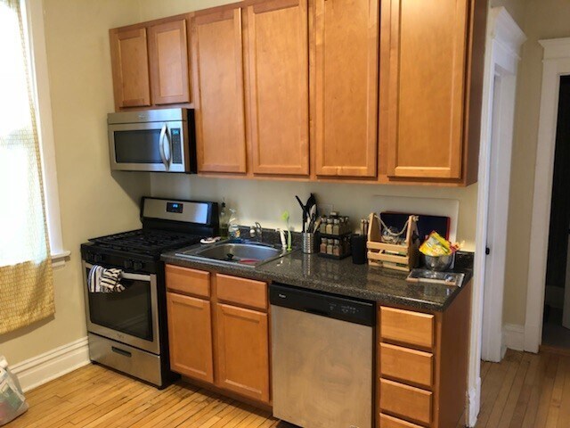 3625 N Damen Ave-Unit -2 in Chicago, IL - Building Photo