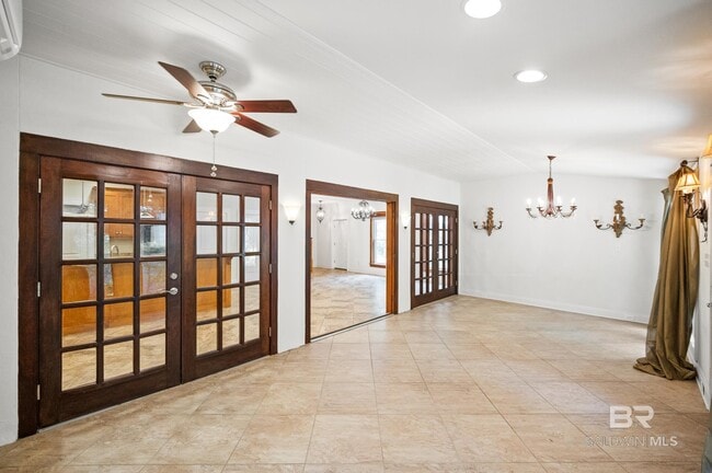 491 Pine Ave in Fairhope, AL - Building Photo - Building Photo