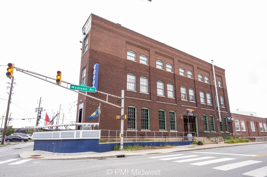 Lofts on Madison in Indianapolis, IN - Foto de edificio