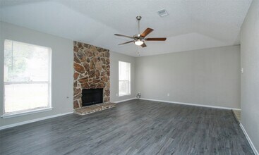 18711 Andalusian Dr in Cypress, TX - Building Photo - Building Photo