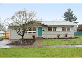 9330 N Fairhaven Ave in Portland, OR - Building Photo